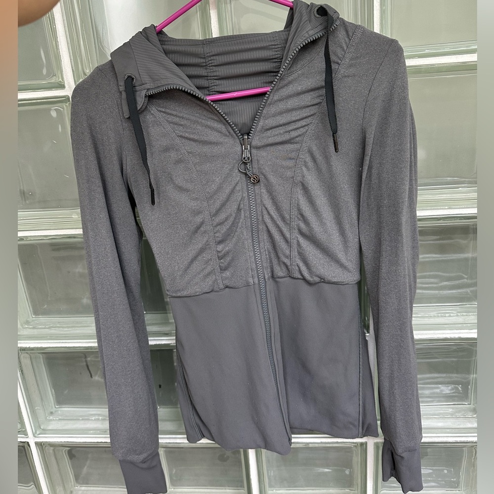 Lululemon Reversible Grey Jacket - image 5